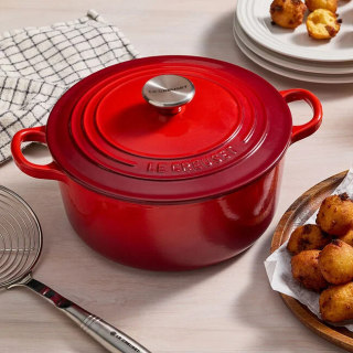 Le Creuset 3.5qt Traditional Round Dutch Oven